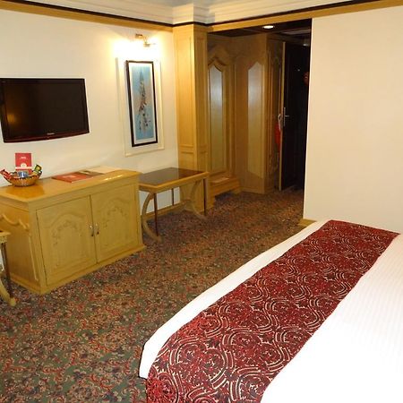 Hotel Babylon International Rāipur Zewnętrze zdjęcie