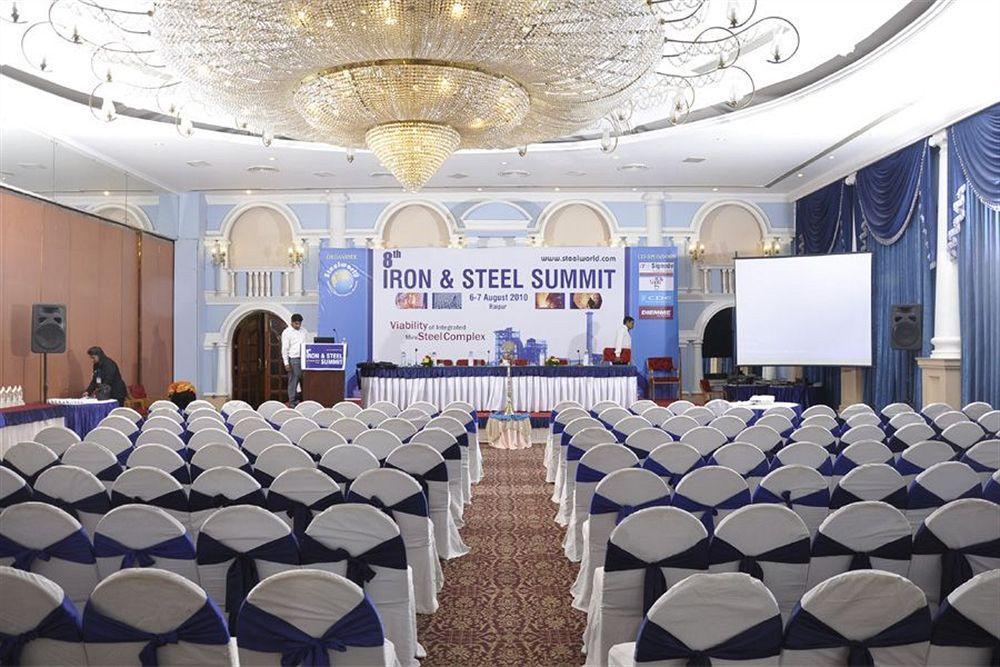 Hotel Babylon International Rāipur Zewnętrze zdjęcie