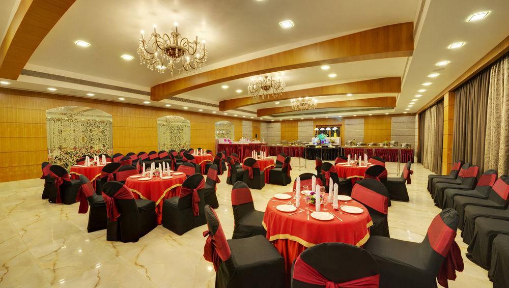 Hotel Babylon International Rāipur Zewnętrze zdjęcie