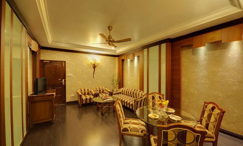 Hotel Babylon International Rāipur Zewnętrze zdjęcie