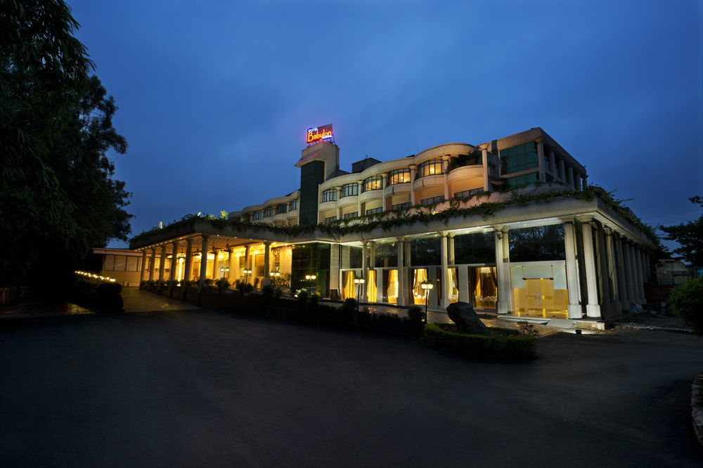 Hotel Babylon International Rāipur Zewnętrze zdjęcie