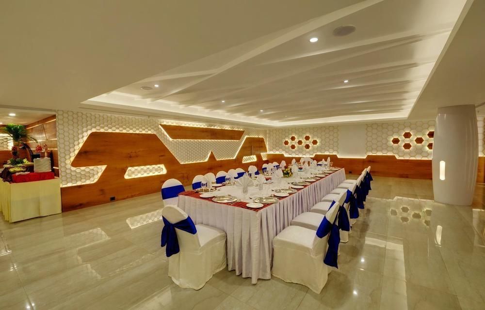 Hotel Babylon International Rāipur Zewnętrze zdjęcie