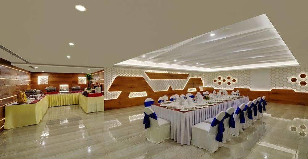 Hotel Babylon International Rāipur Zewnętrze zdjęcie
